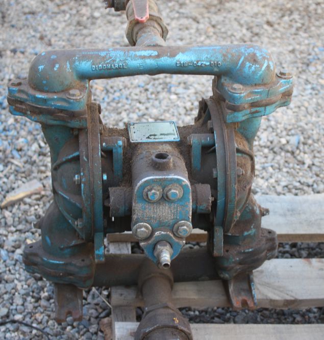 Sandpiper EB1-A 1 in. Diaphragm Pump