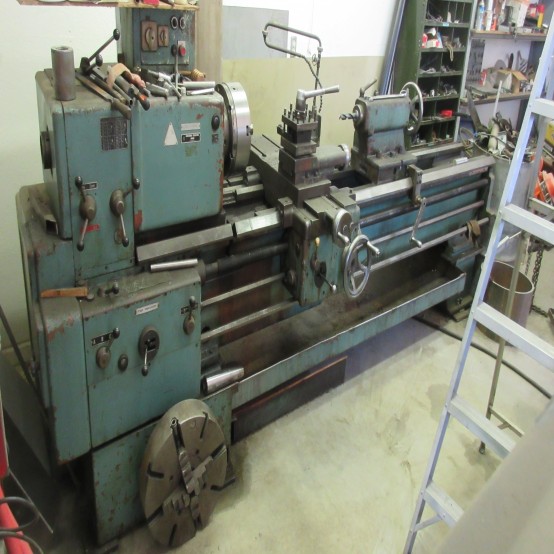 Tour à métaux TOS SN55B
