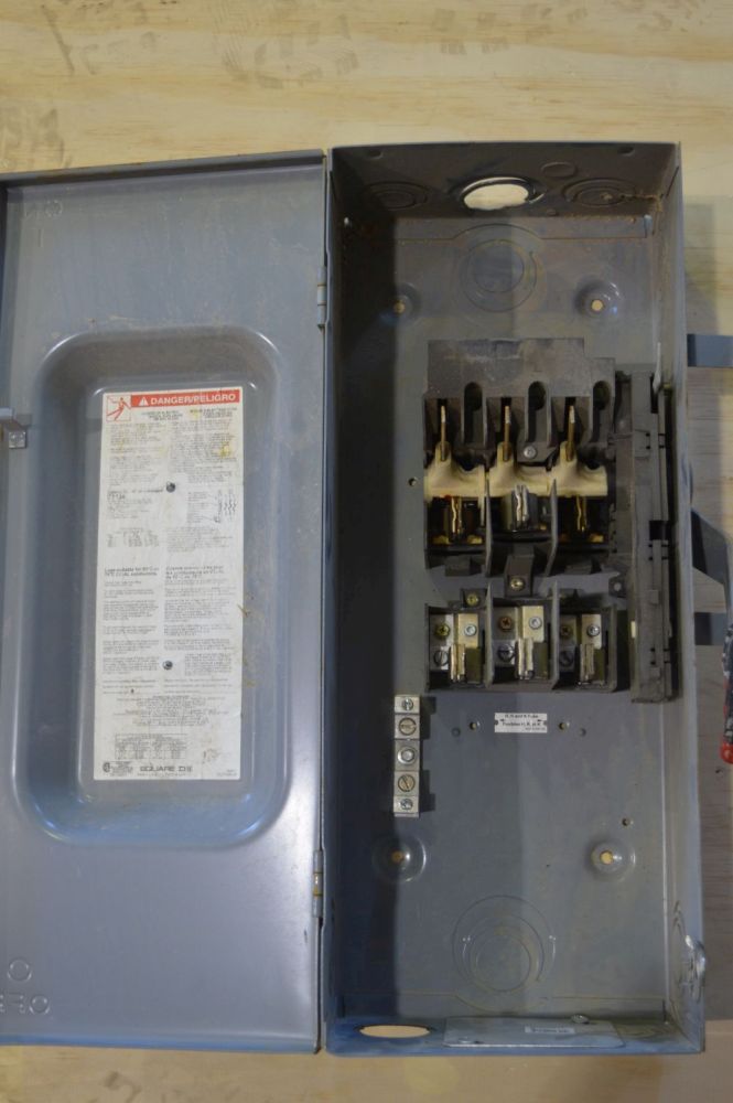 Desconectadores fusibles Federal Pacific Electric de 100 amp