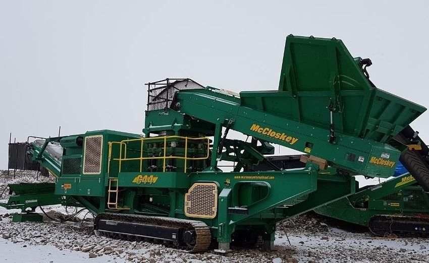 2013 McCloskey C44 Cone Crusher