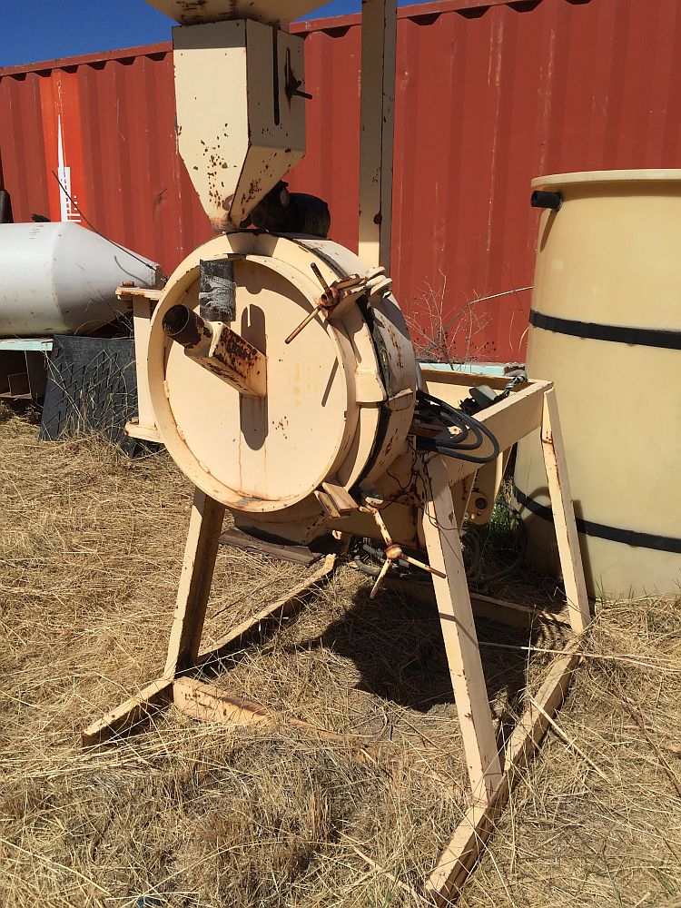 22.75 inch Grinder Pulverizer.