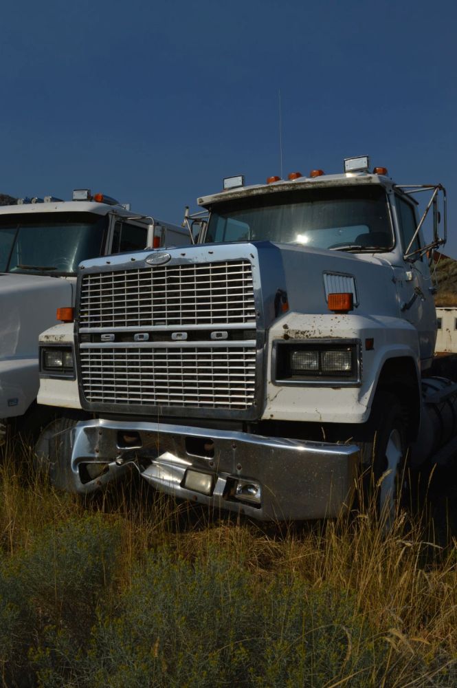 1989 Ford LTL 9000 Truck