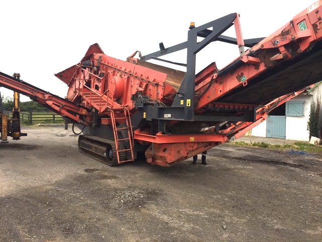Terex-Finlay 883 Screener