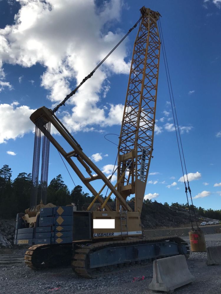 Grue Liebherr HS895 HD 2005
