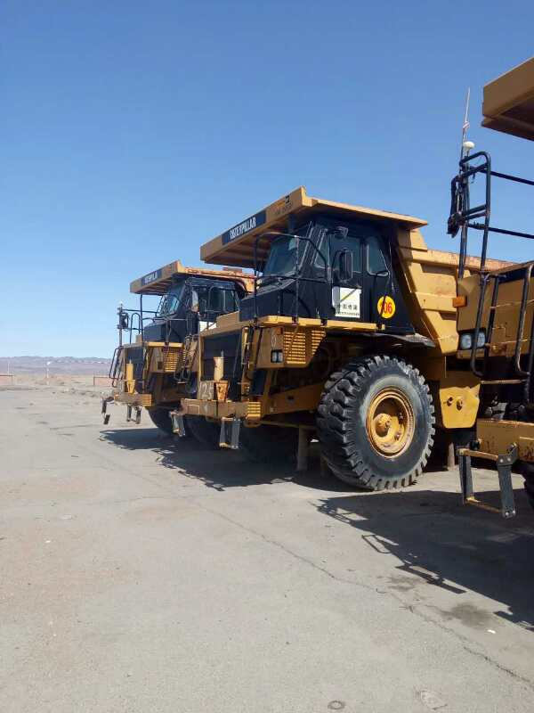 2009 CAT 773D Rock Trucks