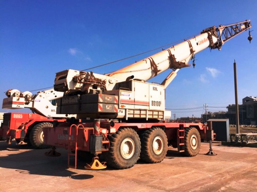 Grue tout terrain Linkbelt RTC-80100 série II
