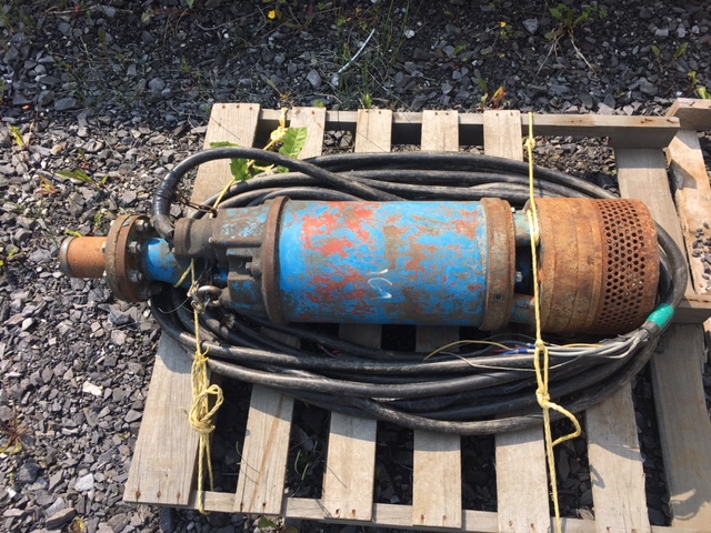 Tsurumi 15 hp Submersible Pump