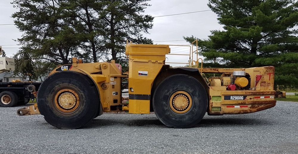 CAT R2900G Scooptram