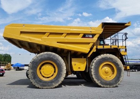 2001 CAT 777D Truck
