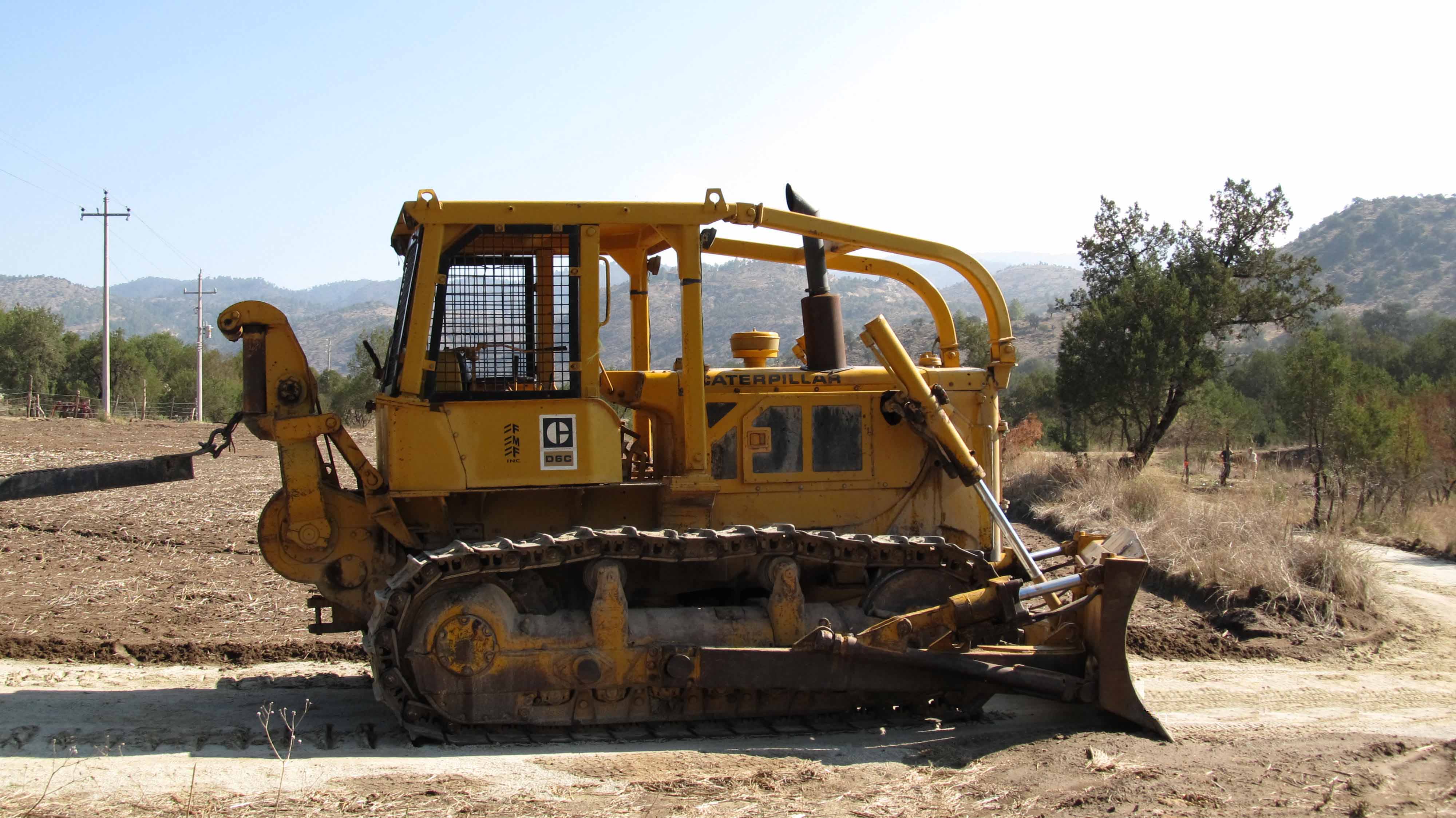 CAT D6C Crawler Tractor