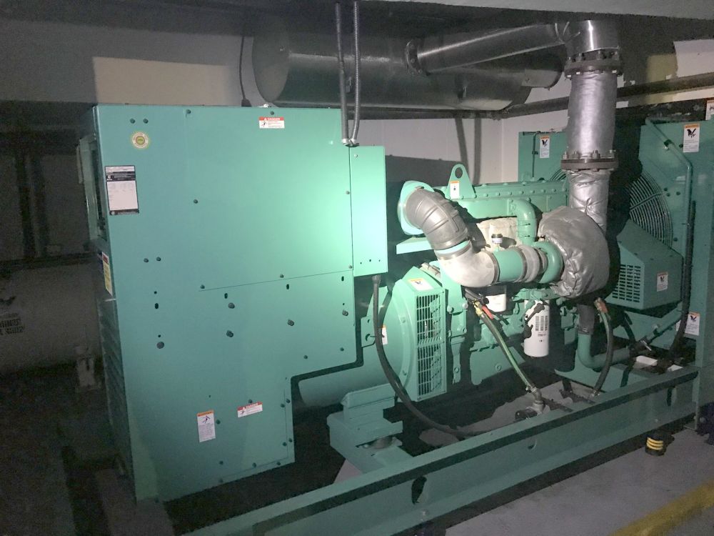 Cummins Onan 200 kW Generator