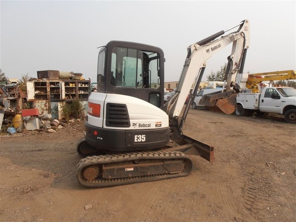 Mini Excavadora Bobcat E35 ZTS del 2009