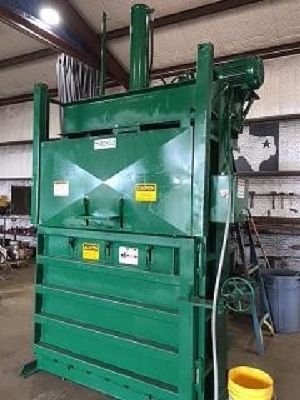 Presse à balles verticale Max Pak de 60 pouces
