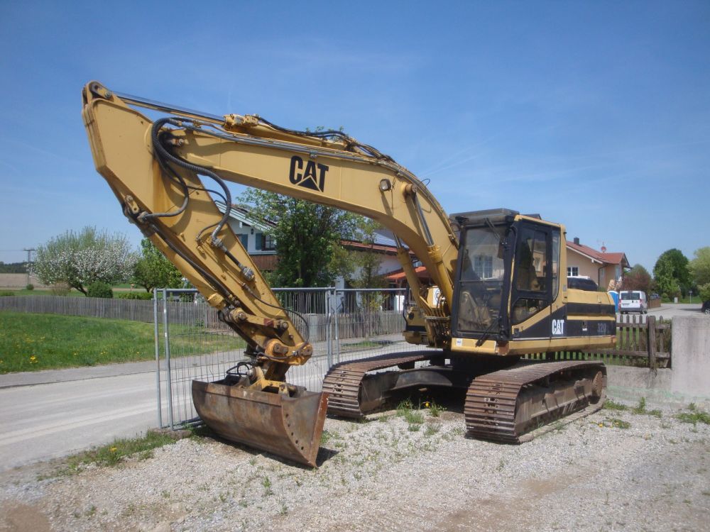 Cat 320 L Excavator