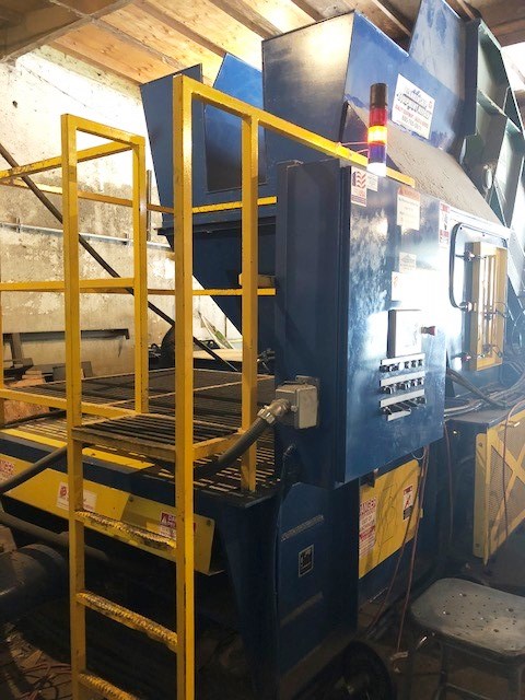 2016 IBC Two Ram Auto Tie Baler