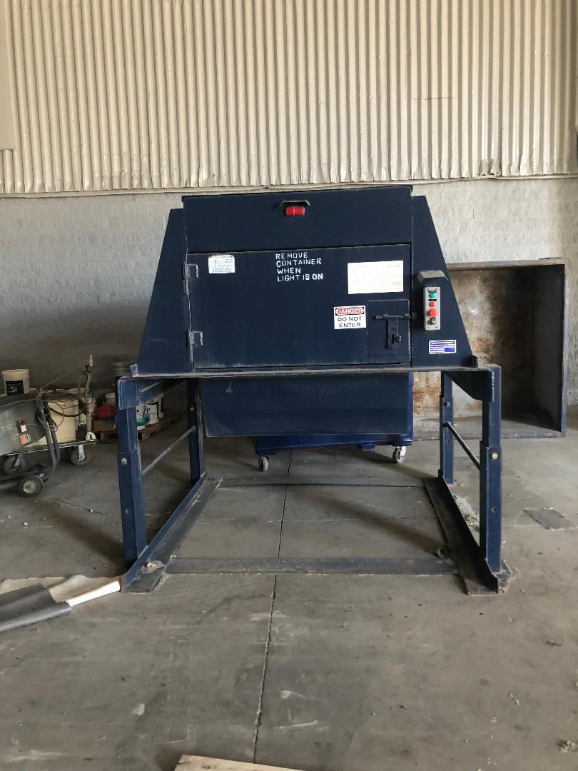 Compacteur vertical Bilt Rite de 6 verges cubes