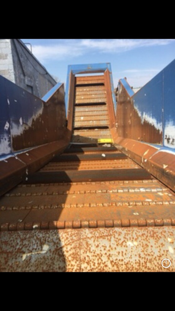 REM 48in. Steel Belt Incline Conveyor