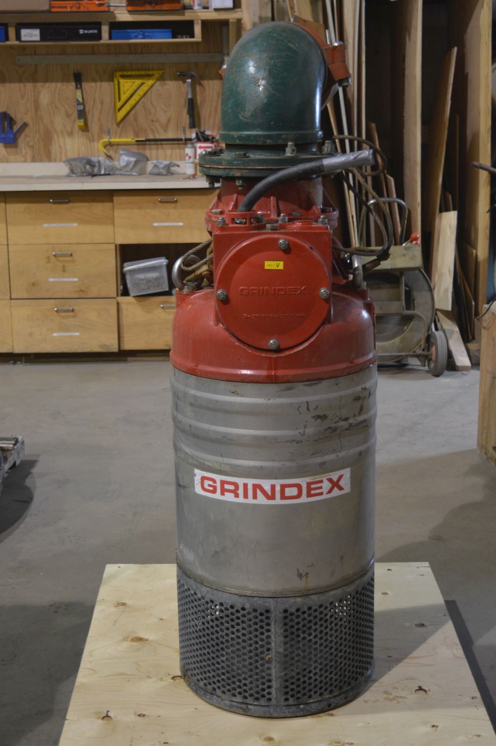 Grindex 8 in. Submersible Pump