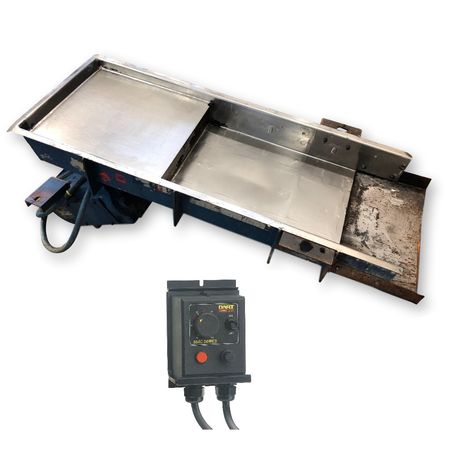 FMC 18in. wide x 53in. long Vibrating Pan Feeder