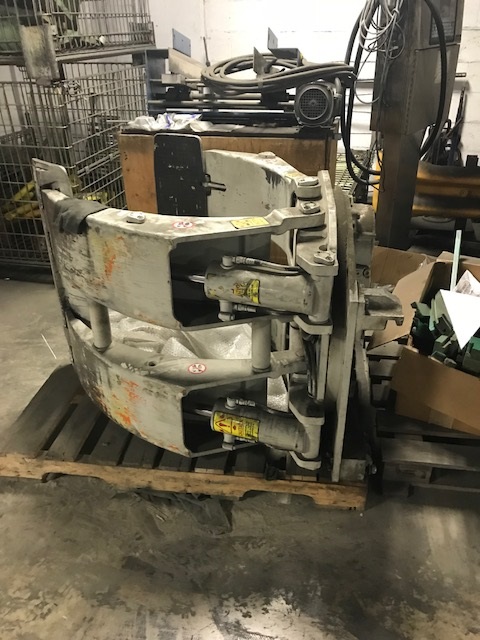 Cascade Roll Clamp with Rotator