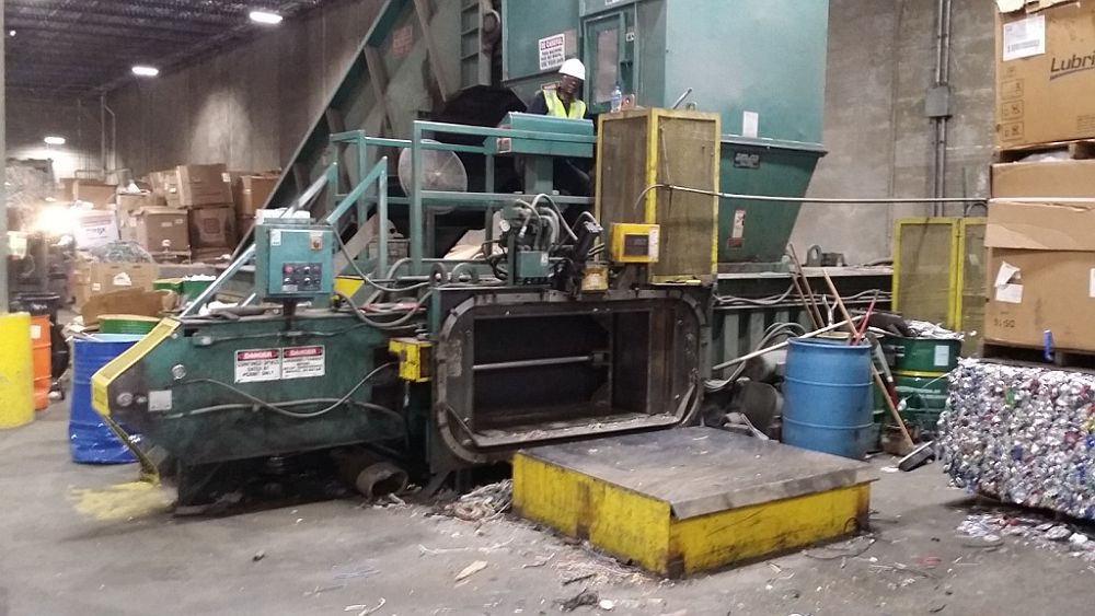 Harris Selco Two Ram Baler