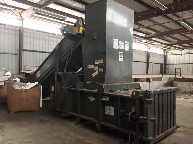 Excel EX 60 Closed Door Baler/Feed Conveyor
