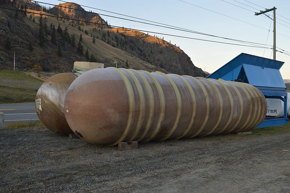 10,000 Gallon Fiberglass Tanks