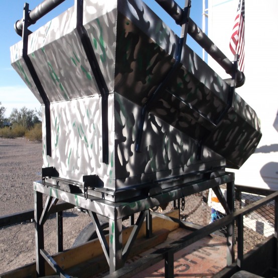 4ft. 7in. wide x 5ft. 10in. long Hopper Shaker Deck