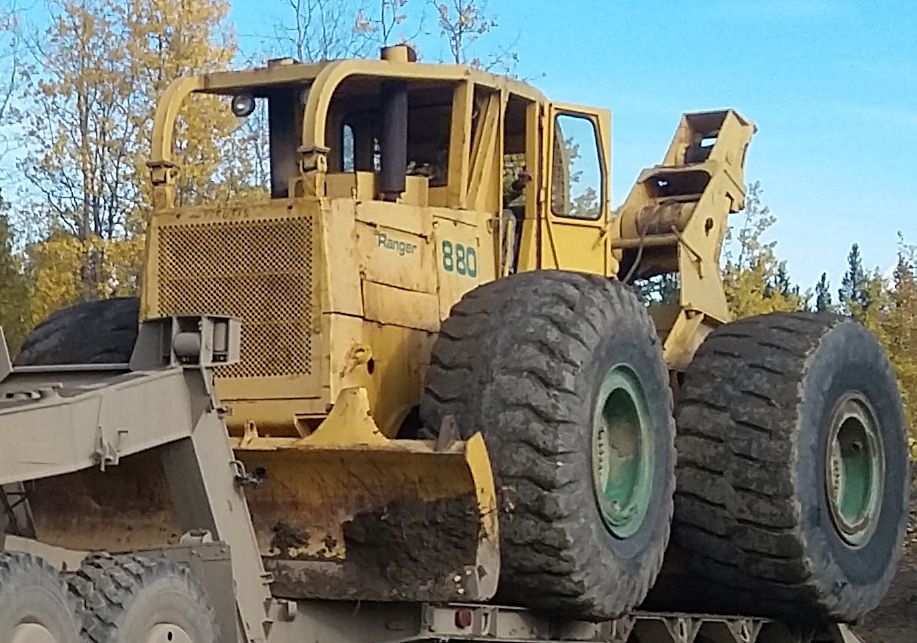 Clark 880 Skidder