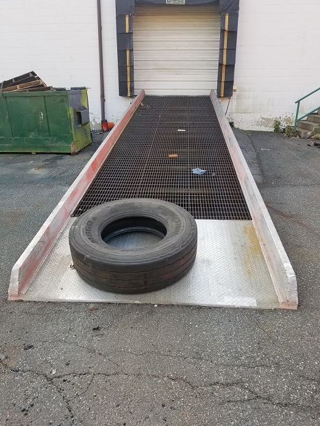 30 ft. Edge Of Dock Ramp