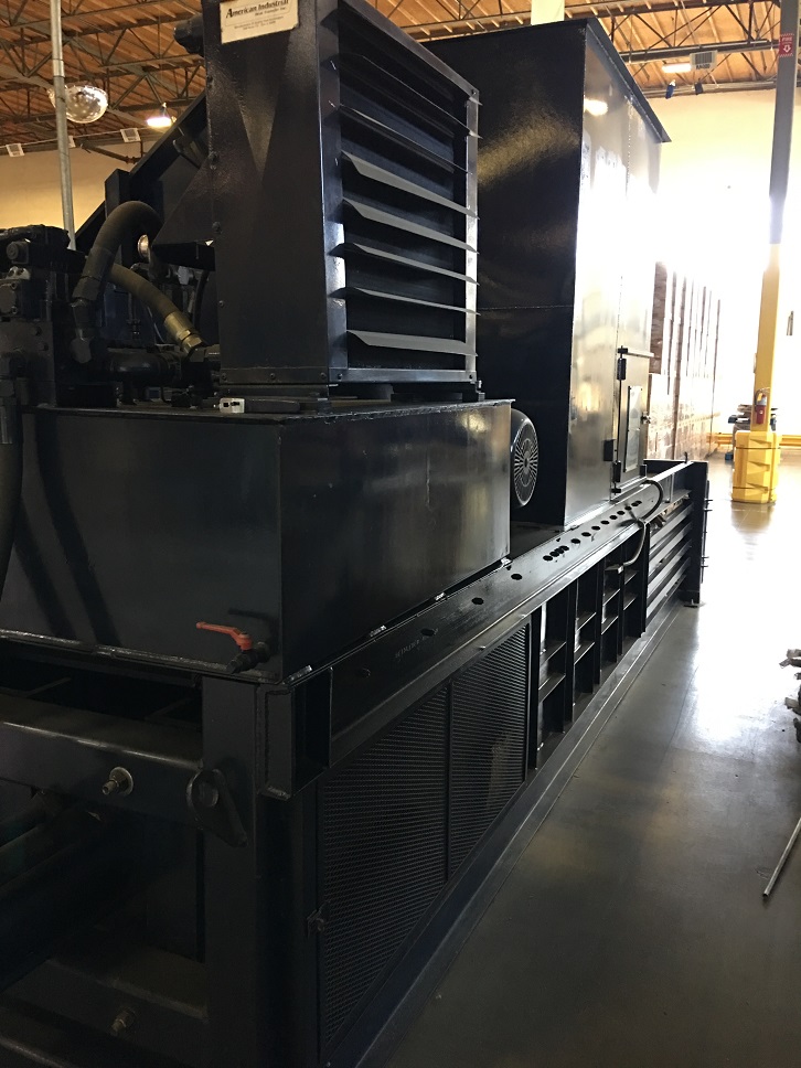MaxPak Closed Door Baler