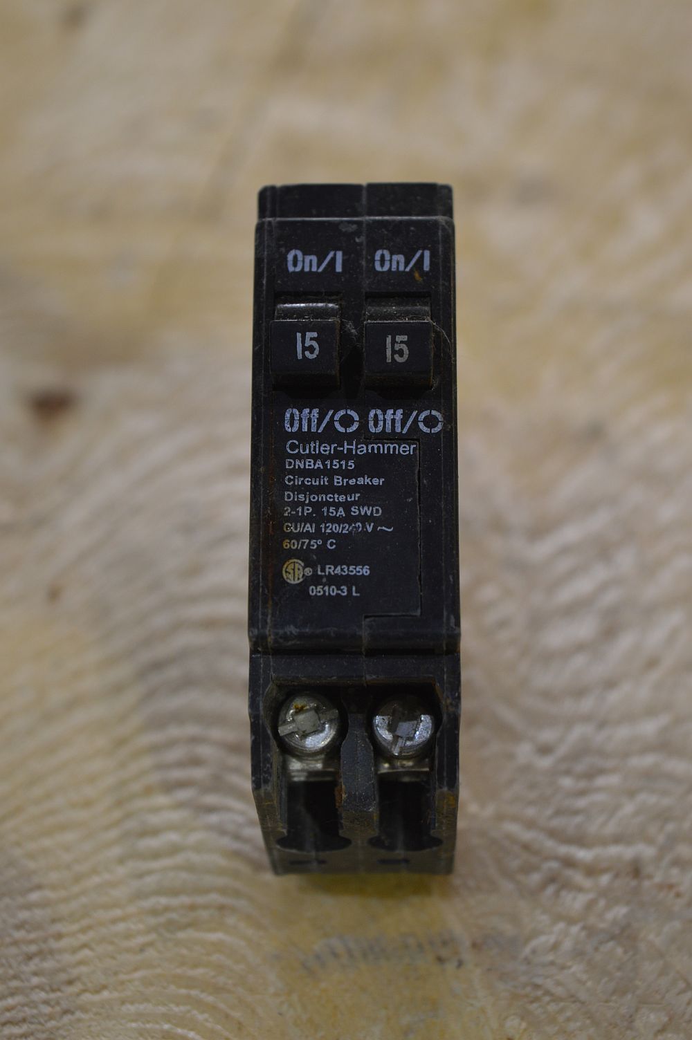 Disjoncteur Cutler Hammer 2-1 pôles 15 A