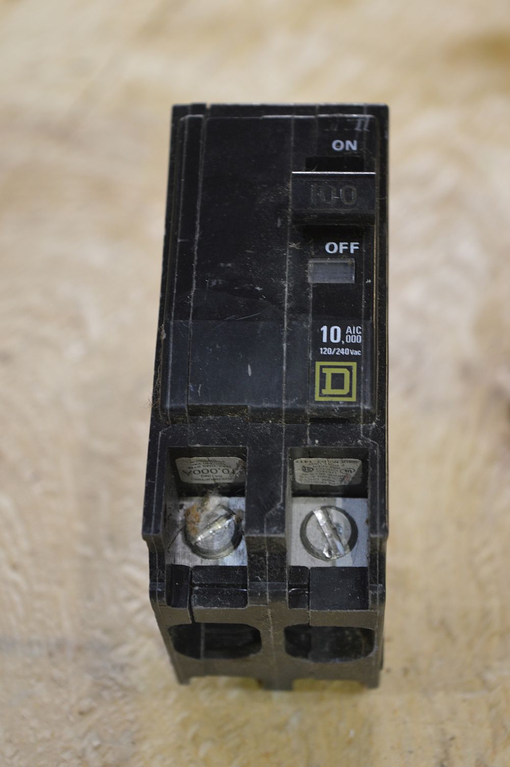 Disjoncteur carré D 2 pôles 100 A