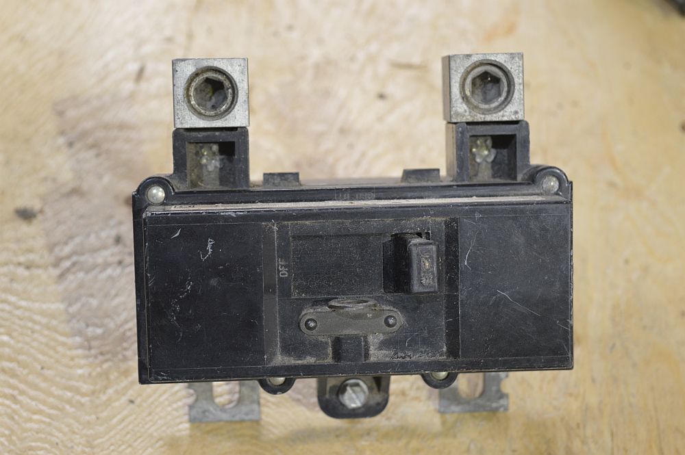 Interruptor Principal Square D de 2 polos 125 amp