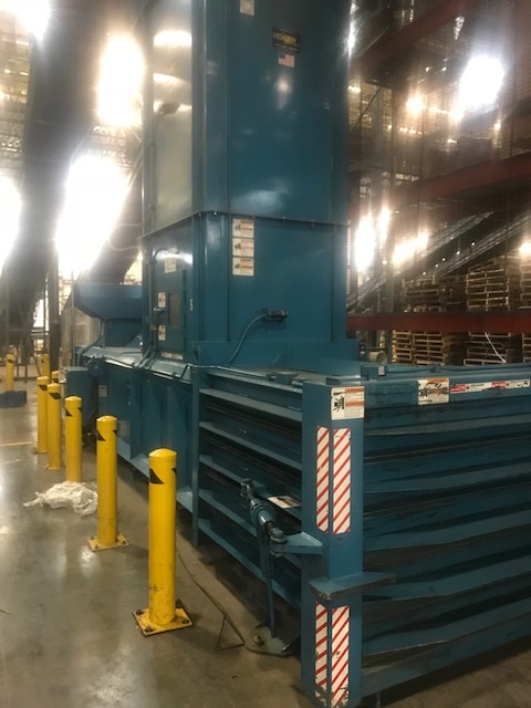 2008 Marathon Stealth Closed Door Baler