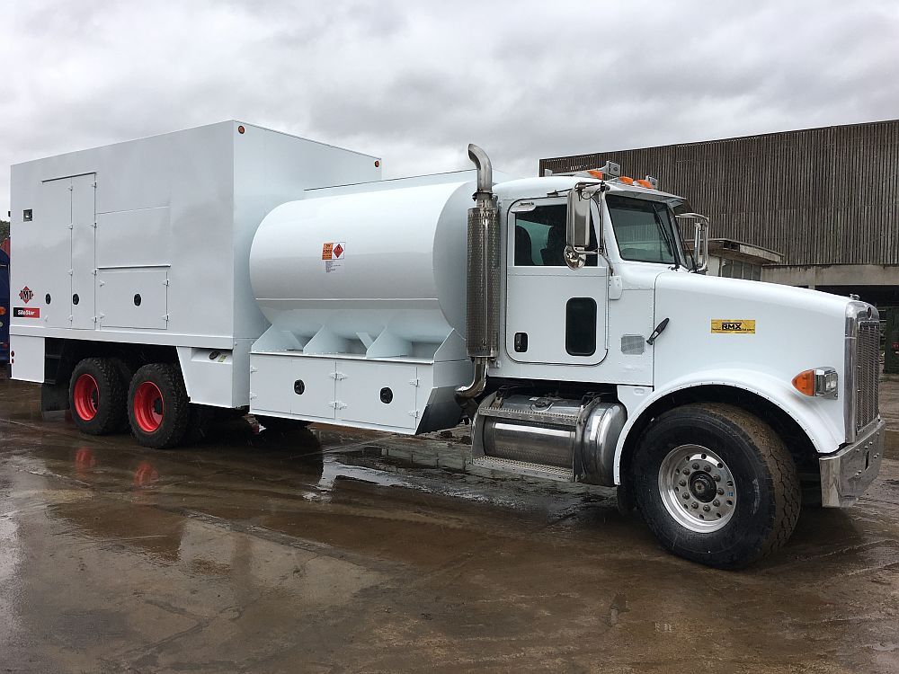 Camion de service de carburant/lubrification Peterbilt 2006