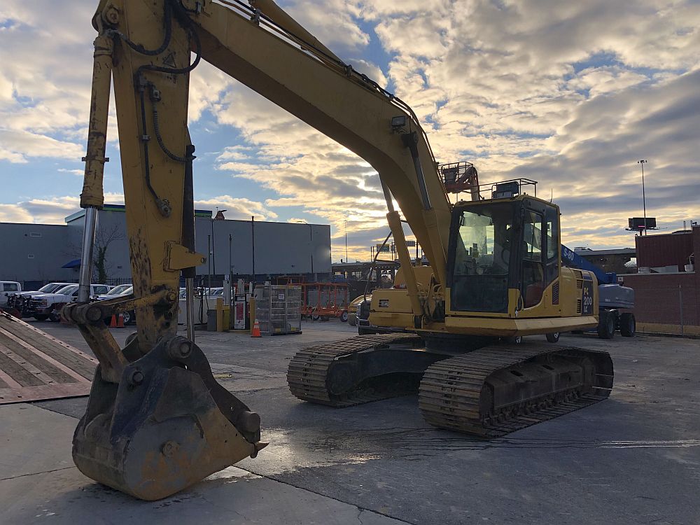 2012 Komatsu PC200LC-8 Excavator