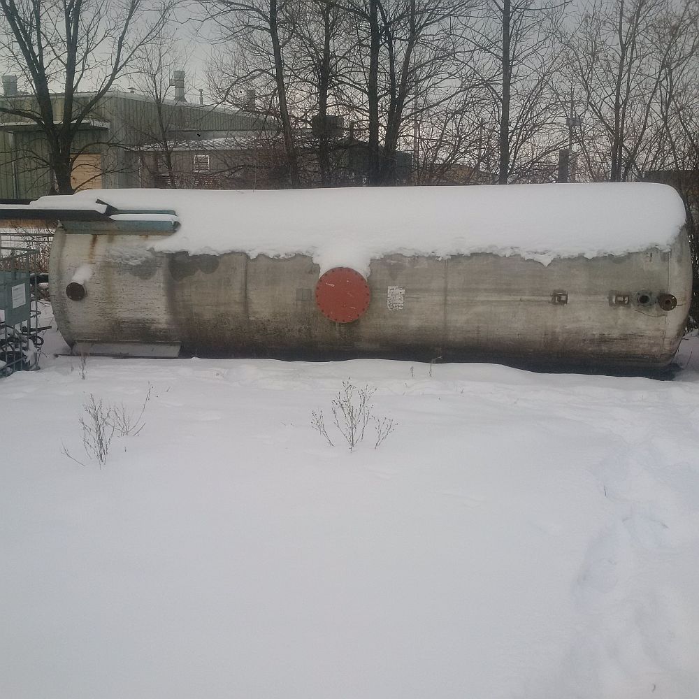 4,600 Gallon Stainless Steel Tank