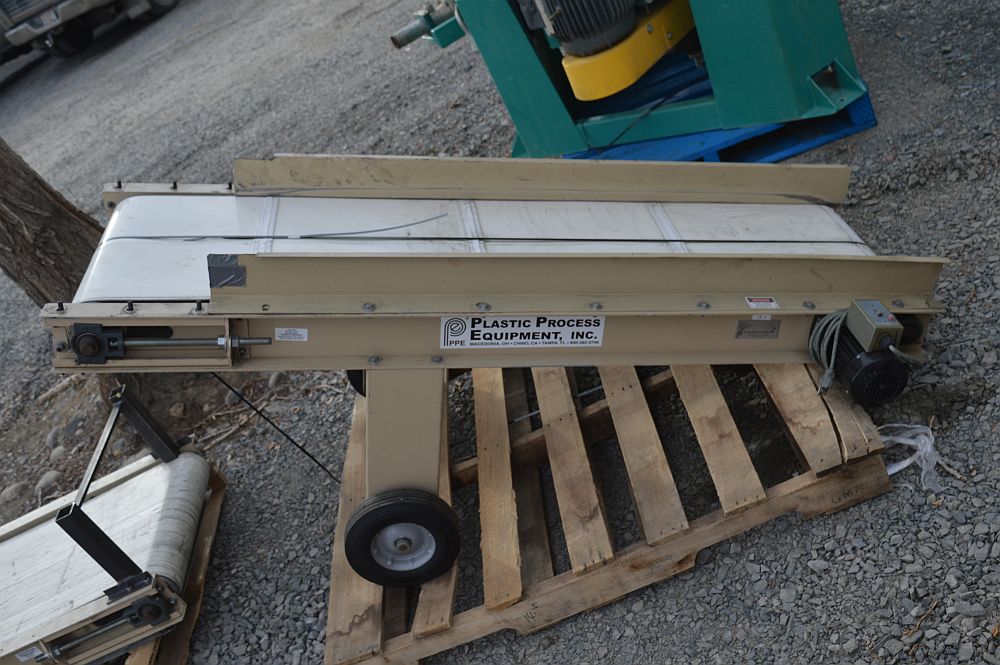 Plastic Process 19 in. Recycling Conveyor