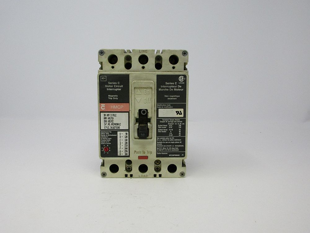 Disjoncteur Culter-Hammer HMCP 30 ampères, 3 pôles