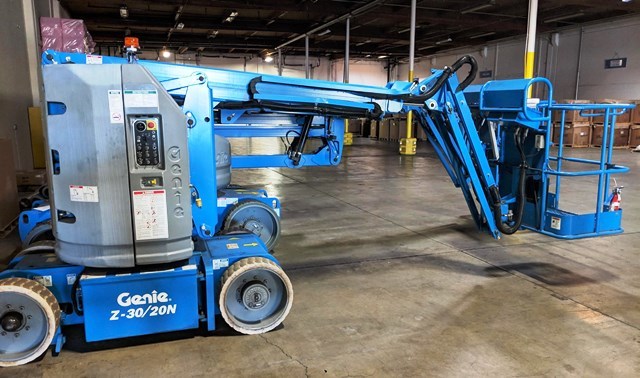 Genie Z30/20N Boom Lift