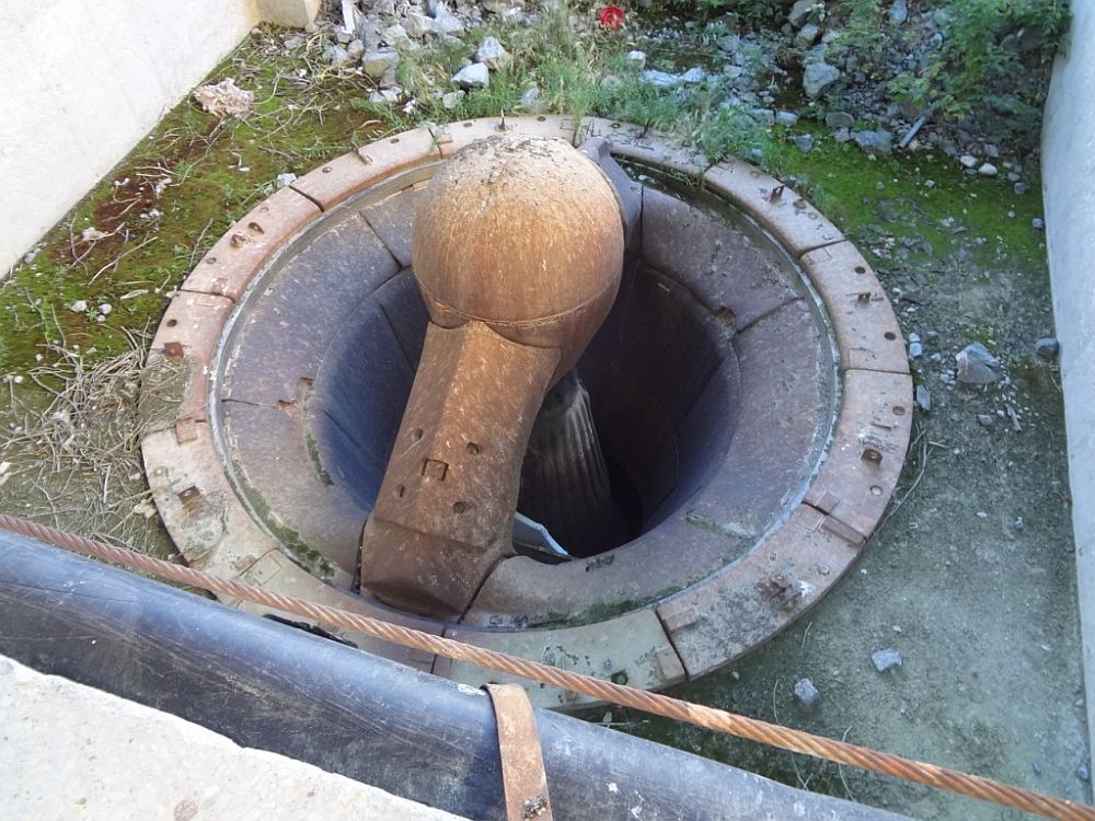 Allis Chalmers 42-65 Gyratory Crusher