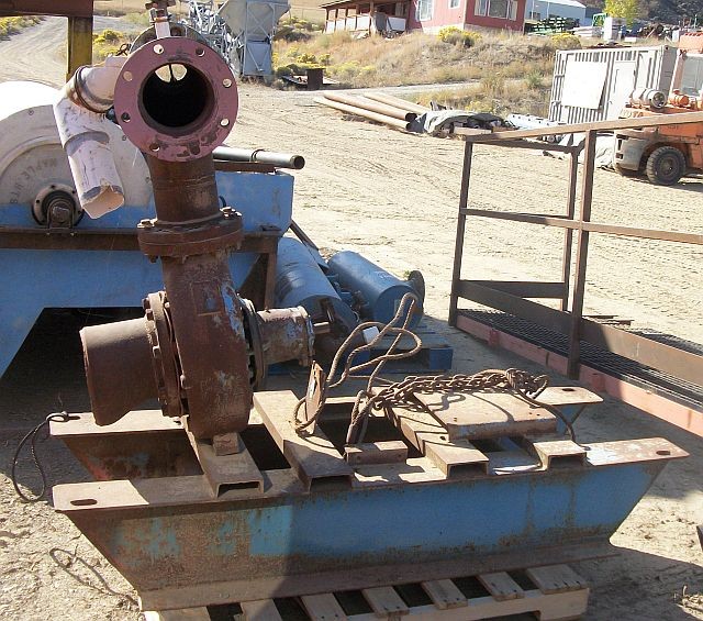 Pompe centrifuge Armstrong de 8 po x 6 po.