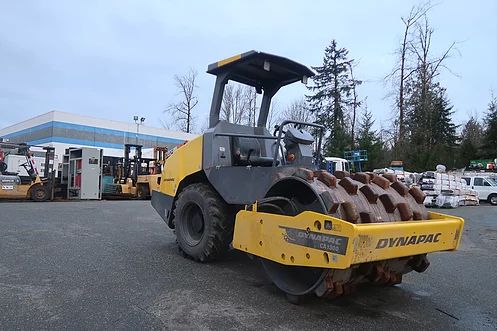 Compactadora de Rodillo Dunapac CA 1300PD