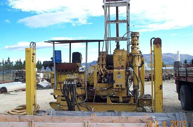 Edeco Stratadrill 80 Diamond Core Drill with HQ Chuck, 6 Cylinder Deutz Drive, Located in New Zealand