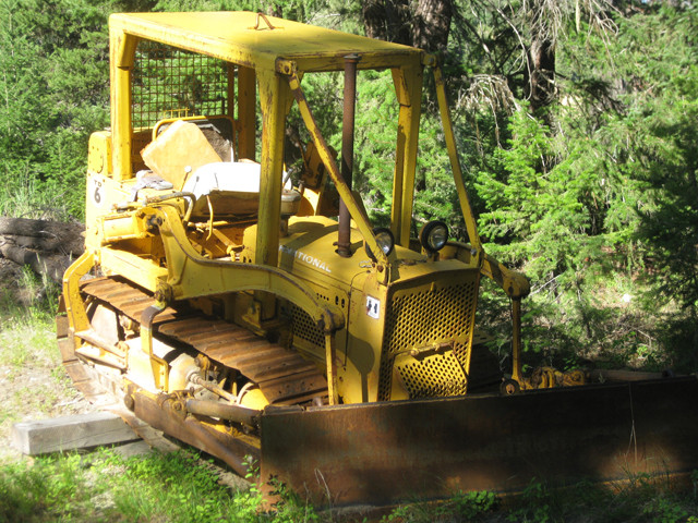 TD6 International Dozer.