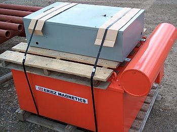 Aimant Eriez d'occasion. Électro-aimant de 42 po x 36 po. VENDU RÉNOVÉ.