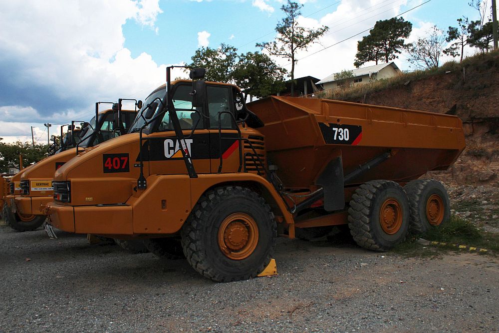 Caterpillar 730 Rock Truck Package