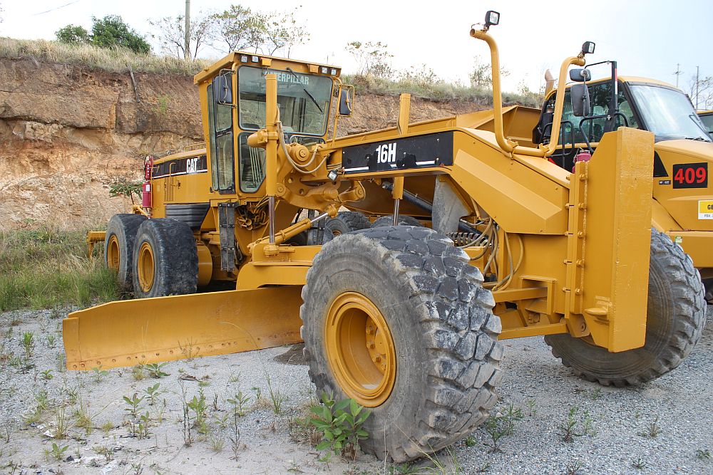 Caterpillar Grader Package