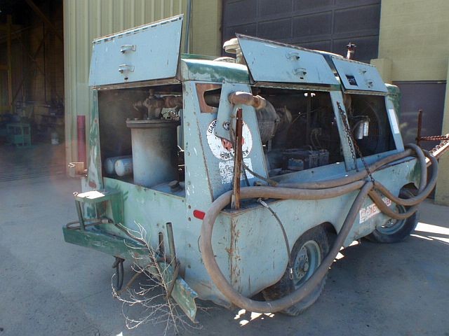 Used Gardner Denver Portable Air Compressor. 750 CFM. Roto Screw Type. Detroit 6 Cyl Diesel Engine. Unit Produces Good Air.